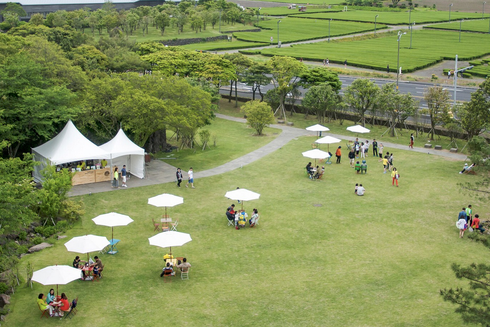 Lawn with Stage for Functions